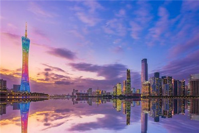 深圳小姐全套：满足你心动的性感小姐全套服务